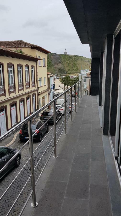 Black House Praia da Vitoria Luaran gambar